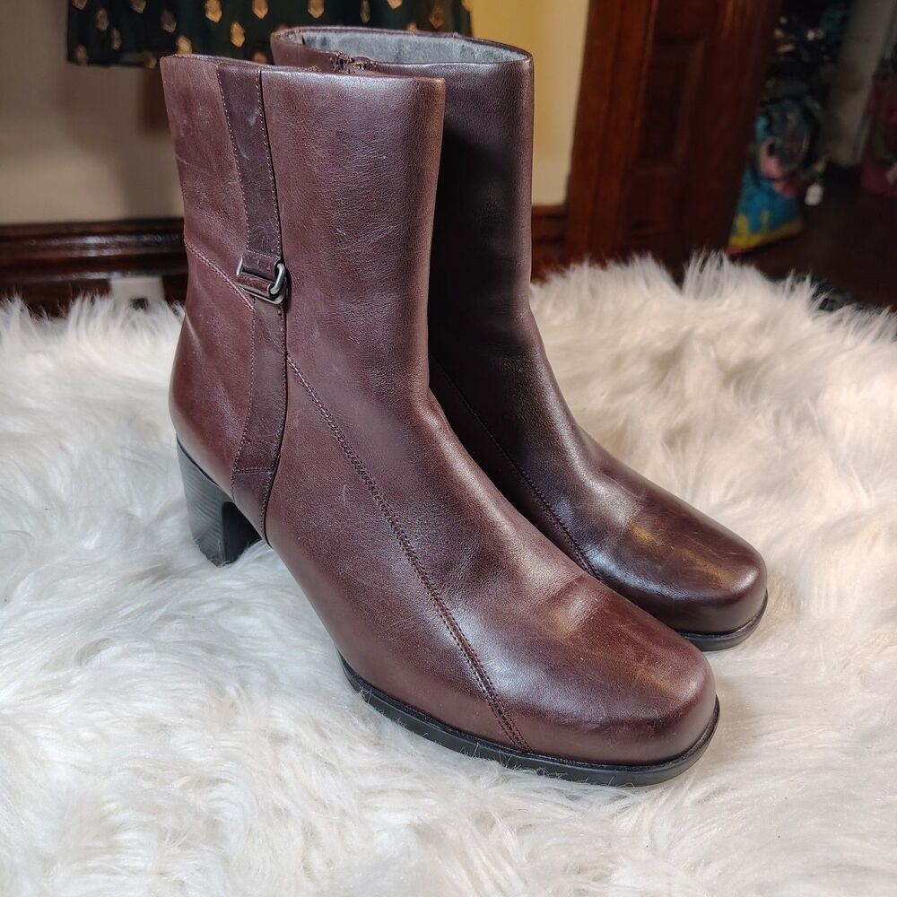 Retro Style Brown Leather Ankle Boot Chunky Block Heel Clarks Wmns Size 8.5